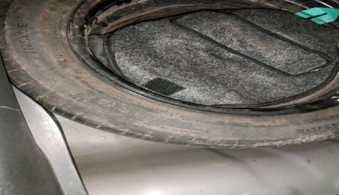 2015 Hyundai Elite i20 ASTA 1.4 CRDI, Diesel, Manual, 67,311 km, tyre