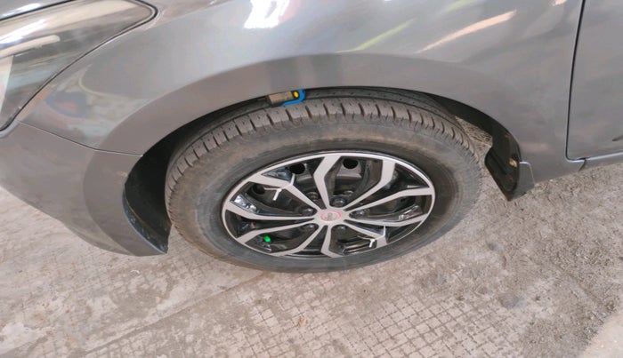 2015 Hyundai Elite i20 SPORTZ 1.2, Petrol, Manual, 1,14,652 km, tyre