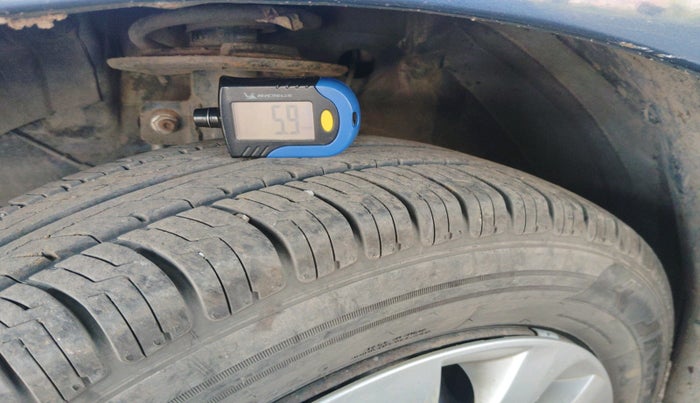 2017 Maruti Baleno DELTA PETROL 1.2, Petrol, Manual, 56,671 km, tyre