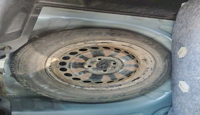 2017 Maruti Baleno DELTA PETROL 1.2, Petrol, Manual, 56,671 km, tyre