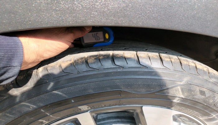 2022 KIA SONET HTE 1.2, Petrol, Manual, 29,249 km, tyre