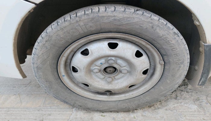 2011 Maruti Zen Estilo LXI, Petrol, Manual, 1,03,589 km, tyre