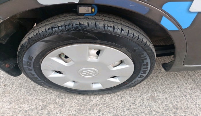 2012 Maruti Wagon R 1.0 LXI, Petrol, Manual, 1,09,605 km, tyre