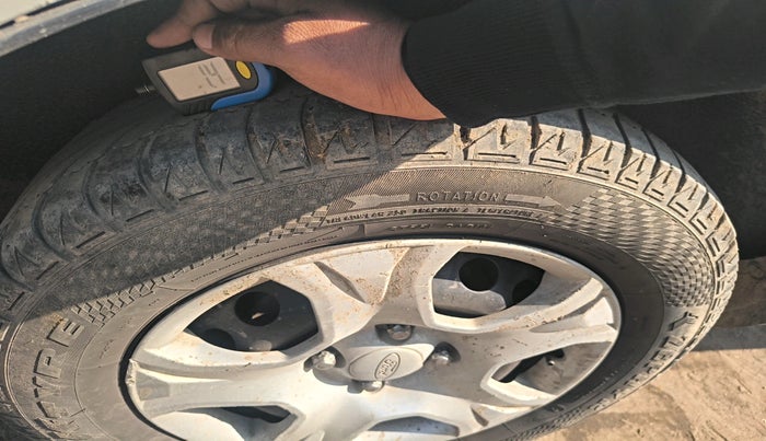 2017 Ford Ecosport TREND 1.5L DIESEL, Diesel, Manual, 1,10,002 km, tyre