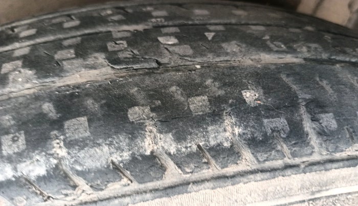 2012 Tata Indica V2 DLS, Diesel, Manual, 1,59,227 km, tyre