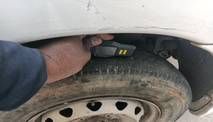 2012 Tata Indica V2 DLS, Diesel, Manual, 1,59,227 km, tyre