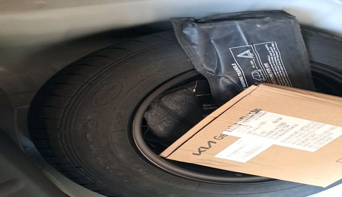 2023 KIA SONET HTX 1.0 TURBO PETROL IMT, Petrol, Manual, 11,885 km, tyre