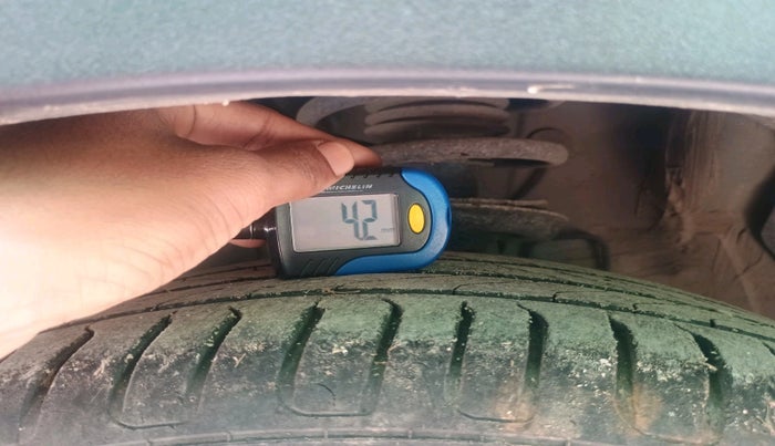 2022 MG ASTOR SUPER 1.5 MT, Petrol, Manual, 65,197 km, tyre