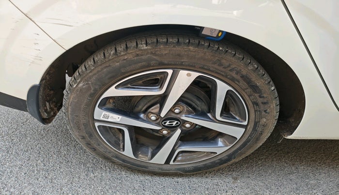 2023 Hyundai AURA SX 1.2 CNG, Petrol, Manual, 10,619 km, tyre