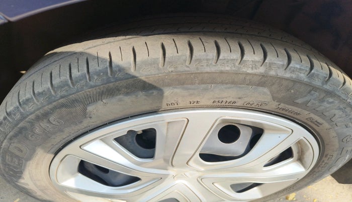 2023 Tata ALTROZ XT PETROL, Petrol, Manual, 20,939 km, tyre