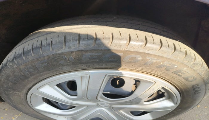 2023 Tata ALTROZ XT PETROL, Petrol, Manual, 20,939 km, tyre