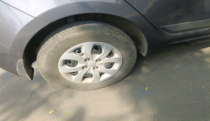 2019 Hyundai Elite i20 MAGNA PLUS 1.2, Petrol, Manual, 34,065 km, tyre