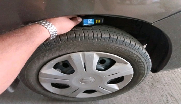 2011 Maruti Wagon R 1.0 VXI, Petrol, Manual, 45,160 km, tyre