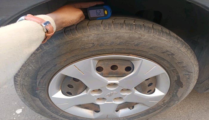 2022 Mahindra XUV300 W6 1.2 PETROL, Petrol, Manual, 26,433 km, tyre