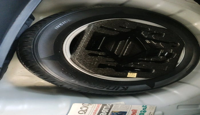 2021 Hyundai New Elantra 2.0 SX(O) AT PETROL, Petrol, Automatic, 27,111 km, tyre