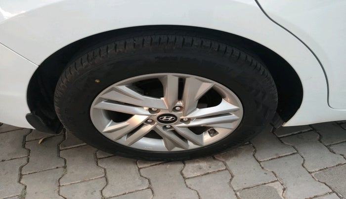 2021 Hyundai New Elantra 2.0 SX(O) AT PETROL, Petrol, Automatic, 27,111 km, tyre