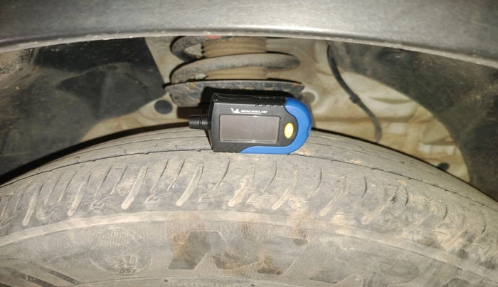 2020 Mahindra XUV300 W4 1.5 DIESEL, Diesel, Manual, 39,675 km, tyre