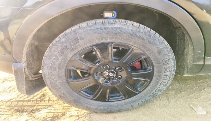 2015 Audi Q3 2.0 TDI PREMIUM, Diesel, Automatic, 96,716 km, tyre