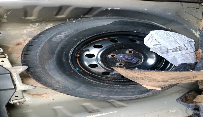 2018 Maruti Dzire VXI, Petrol, Manual, 68,459 km, tyre