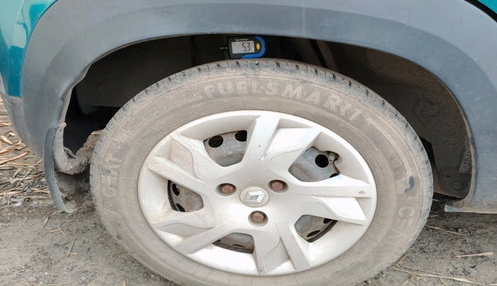 2022 Renault Kwid RXT 1.0 AMT, Petrol, Automatic, 45,012 km, tyre