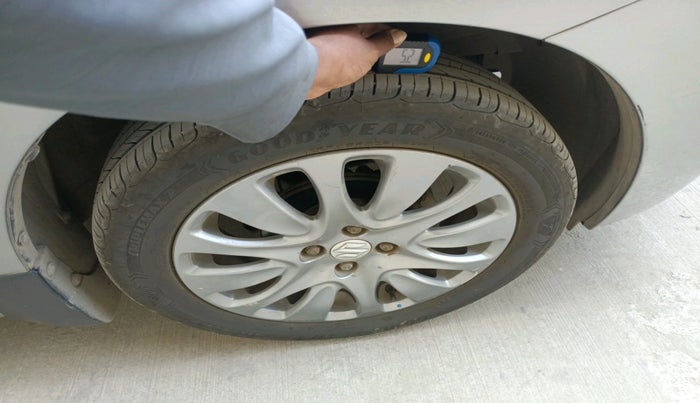 2017 Maruti Baleno ZETA PETROL 1.2, Petrol, Manual, 56,145 km, tyre