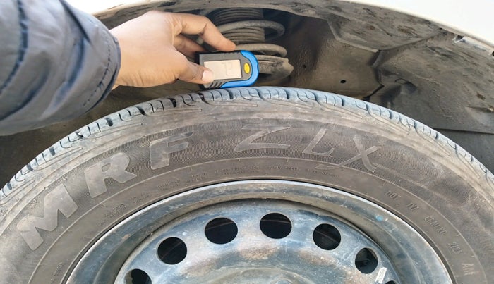 2016 Maruti Swift Dzire VDI ABS, Diesel, Manual, 1,02,286 km, tyre