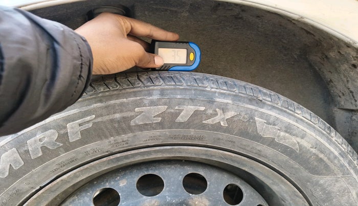 2016 Maruti Swift Dzire VDI ABS, Diesel, Manual, 1,02,286 km, tyre