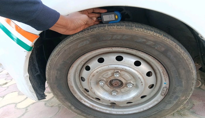 2013 Hyundai i10 MAGNA 1.1 LPG, Petrol, Manual, 72,847 km, tyre