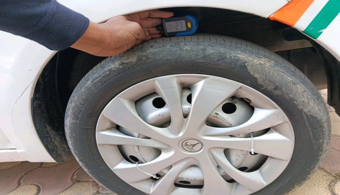 2013 Hyundai i10 MAGNA 1.1 LPG, Petrol, Manual, 72,847 km, tyre