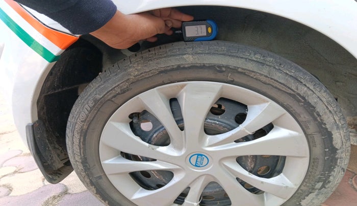 2013 Hyundai i10 MAGNA 1.1 LPG, Petrol, Manual, 72,847 km, tyre