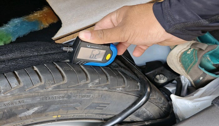 2021 Maruti New Wagon-R LXI CNG 1.0, Petrol, Manual, 33,156 km, tyre