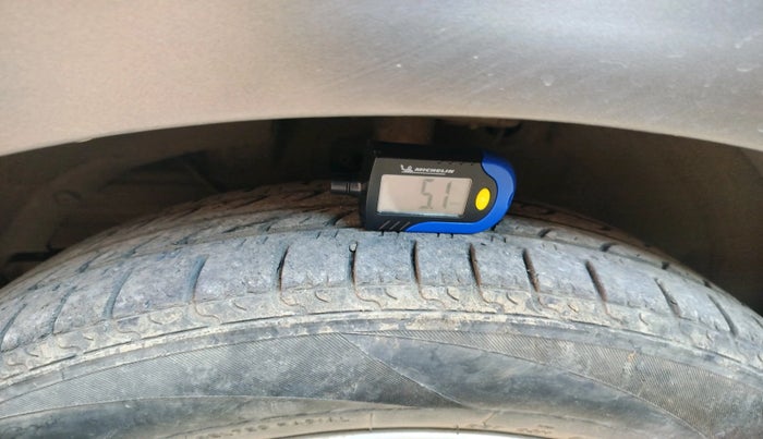 2023 Maruti Swift LXI, Petrol, Manual, 36,443 km, tyre