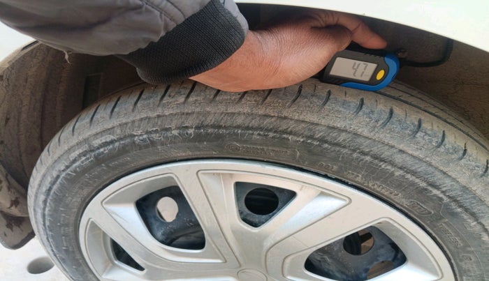 2024 Tata ALTROZ XM PLUS CNG, Petrol, Manual, 48,256 km, tyre