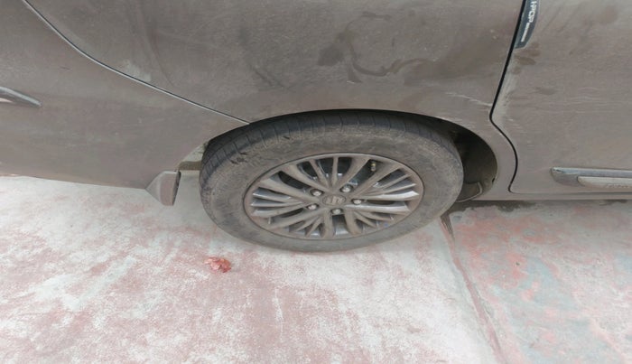 2021 Maruti Ertiga ZXI SHVS, Petrol, Manual, 95,742 km, tyre