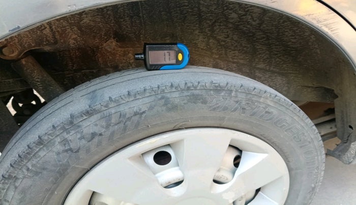 2012 Maruti Wagon R 1.0 LXI LPG, Petrol, Manual, 1,03,675 km, tyre