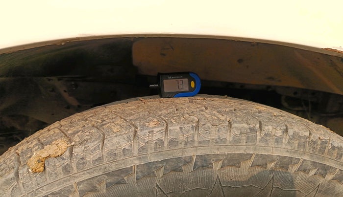 2011 Mahindra Scorpio LX, Diesel, Manual, 1,86,068 km, tyre