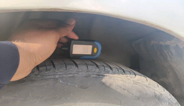 2016 Honda Jazz 1.2L I-VTEC V, Petrol, Manual, 1,23,074 km, tyre