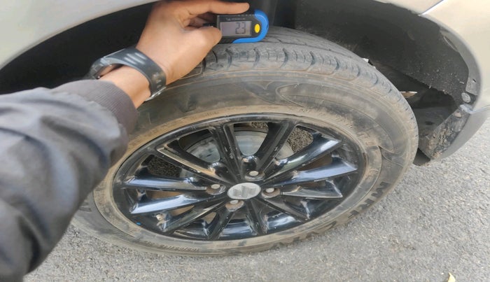 2018 Maruti Baleno DELTA PETROL 1.2, Petrol, Manual, 27,668 km, tyre