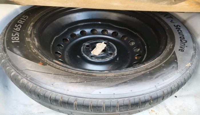 2018 Hyundai Verna 1.6 CRDI SX + AT, Diesel, Automatic, 95,997 km, tyre