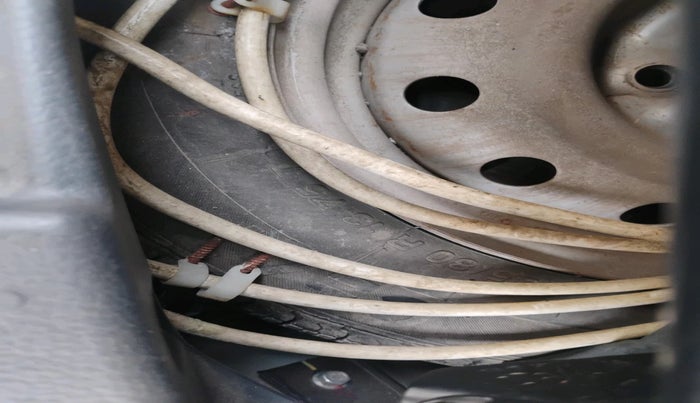 2018 Maruti Wagon R 1.0 LXI CNG, Petrol, Manual, 88,309 km, tyre