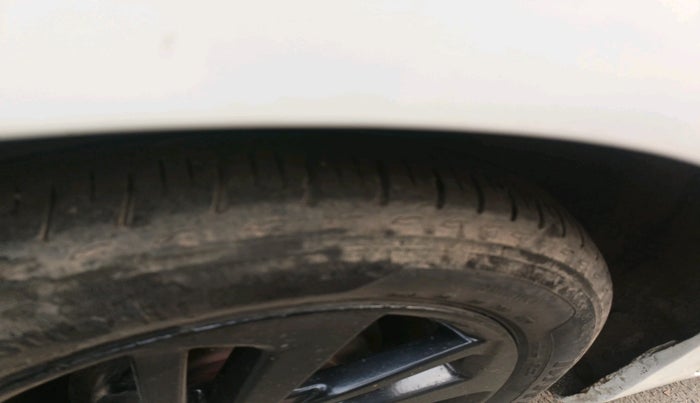 2015 Honda Jazz 1.2L I-VTEC V AT, Petrol, Automatic, 63,892 km, tyre