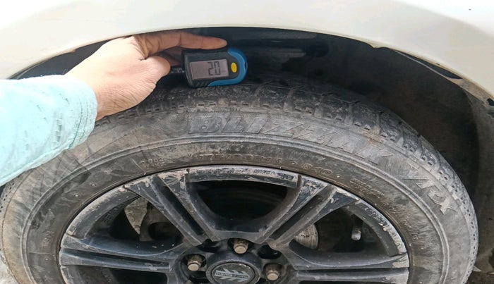 2017 Maruti IGNIS DELTA 1.3, Diesel, Manual, 1,14,347 km, tyre