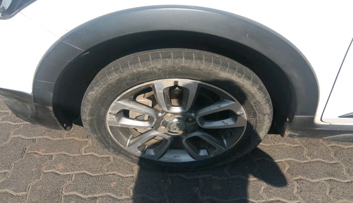 2017 Hyundai i20 Active 1.2 S, Petrol, Manual, 46,759 km, tyre