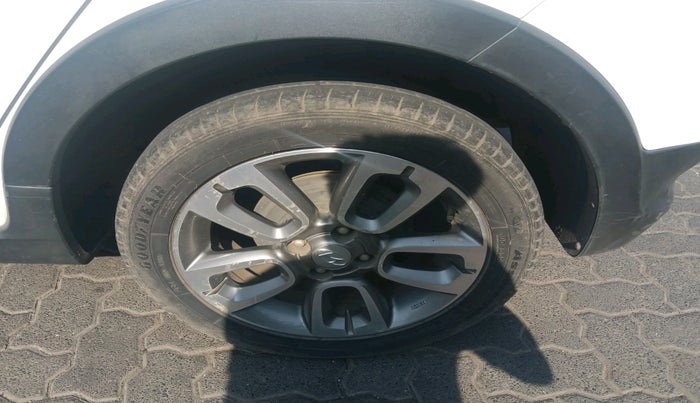 2017 Hyundai i20 Active 1.2 S, Petrol, Manual, 46,759 km, tyre