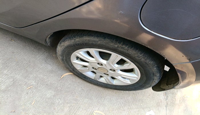 2017 Tata Tiago XZA PETROL, Petrol, Automatic, 36,797 km, tyre