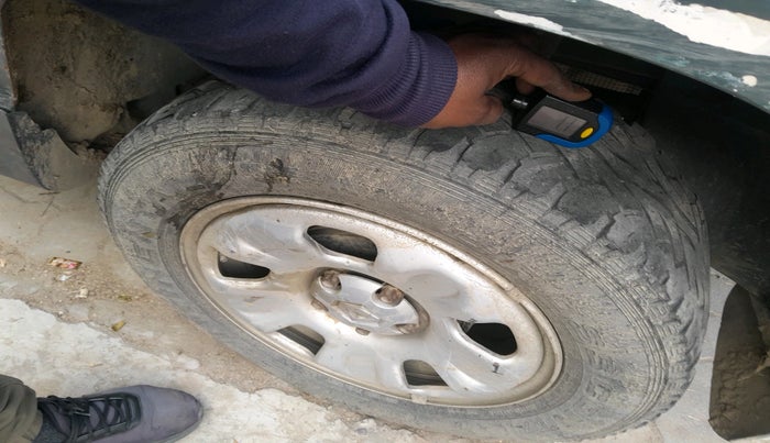 2015 Renault Duster 85 PS RXL DIESEL, Diesel, Manual, 1,59,682 km, tyre