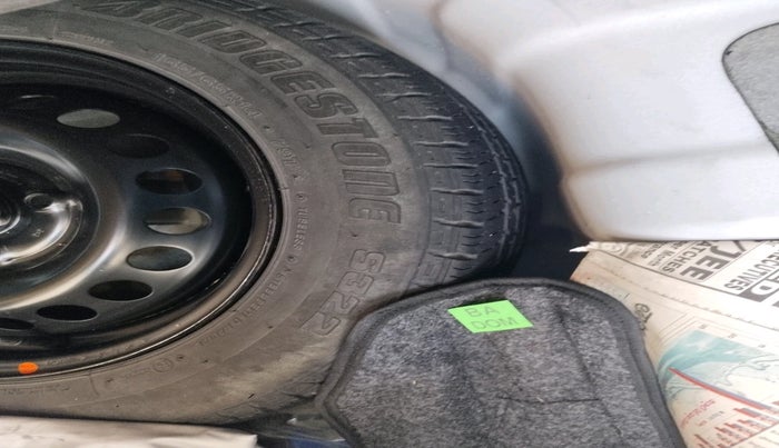 2014 Hyundai Xcent S 1.1 CRDI (O), Diesel, Manual, 1,10,603 km, tyre