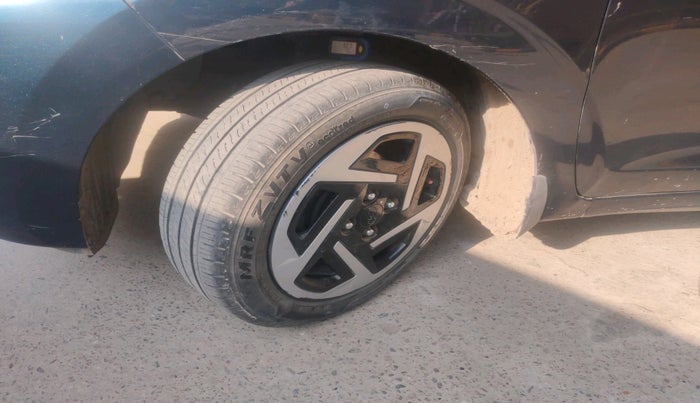 2023 Hyundai AURA S 1.2 CNG, Petrol, Manual, 73,410 km, tyre