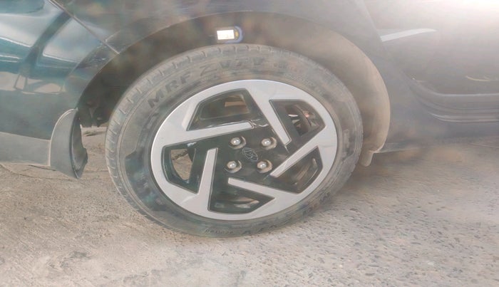 2023 Hyundai AURA S 1.2 CNG, Petrol, Manual, 73,410 km, tyre