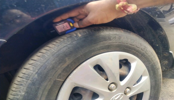 2013 Hyundai i10 SPORTZ 1.2 AT, Petrol, Automatic, 37,824 km, tyre